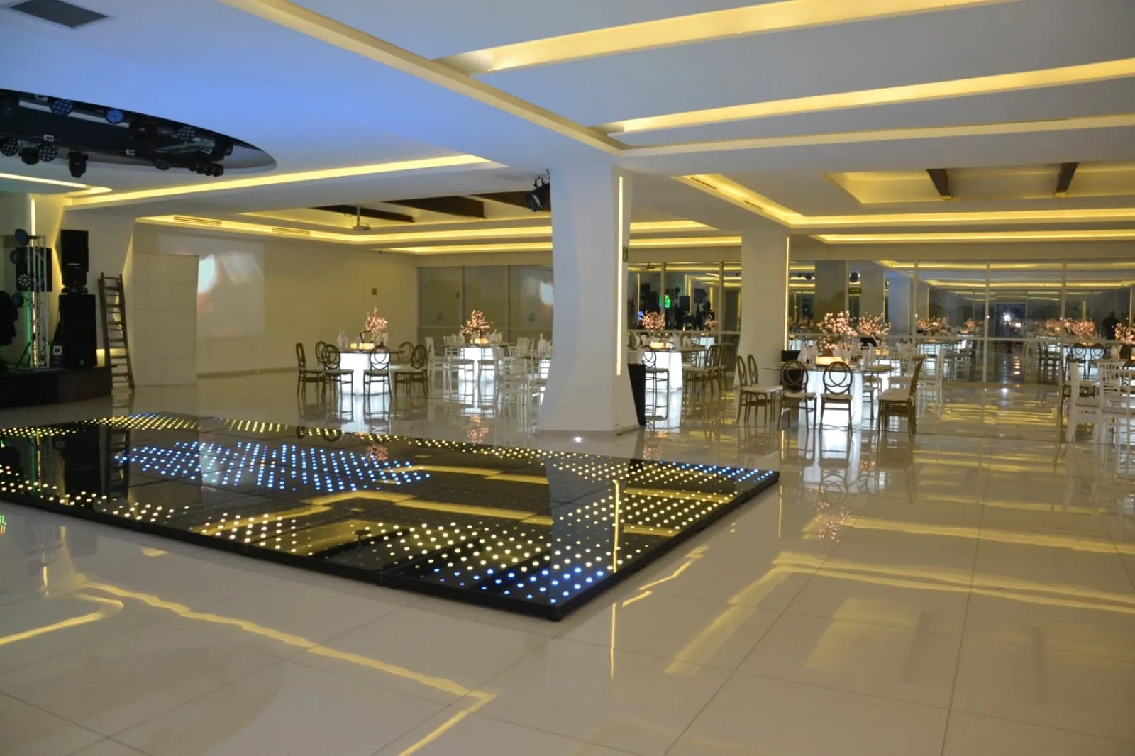 Salón Belantia by Platinum Events